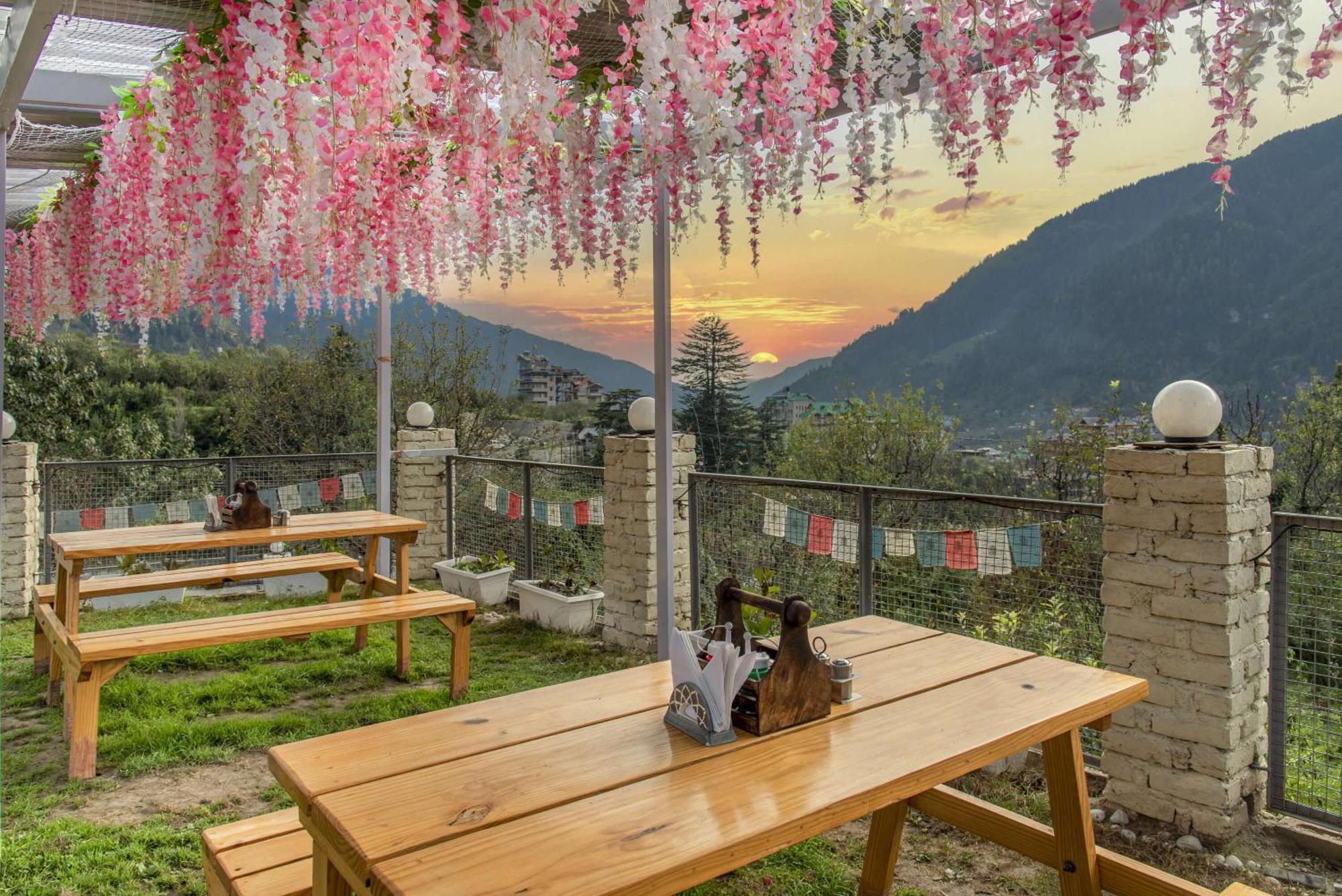 Echor Himalayan Aurum Manali, Heating & Cooling Exterior photo